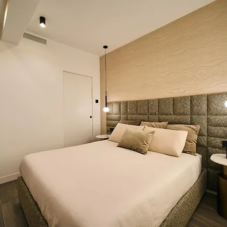 Apartamento Picasso Golden House Next To Duomo Milão